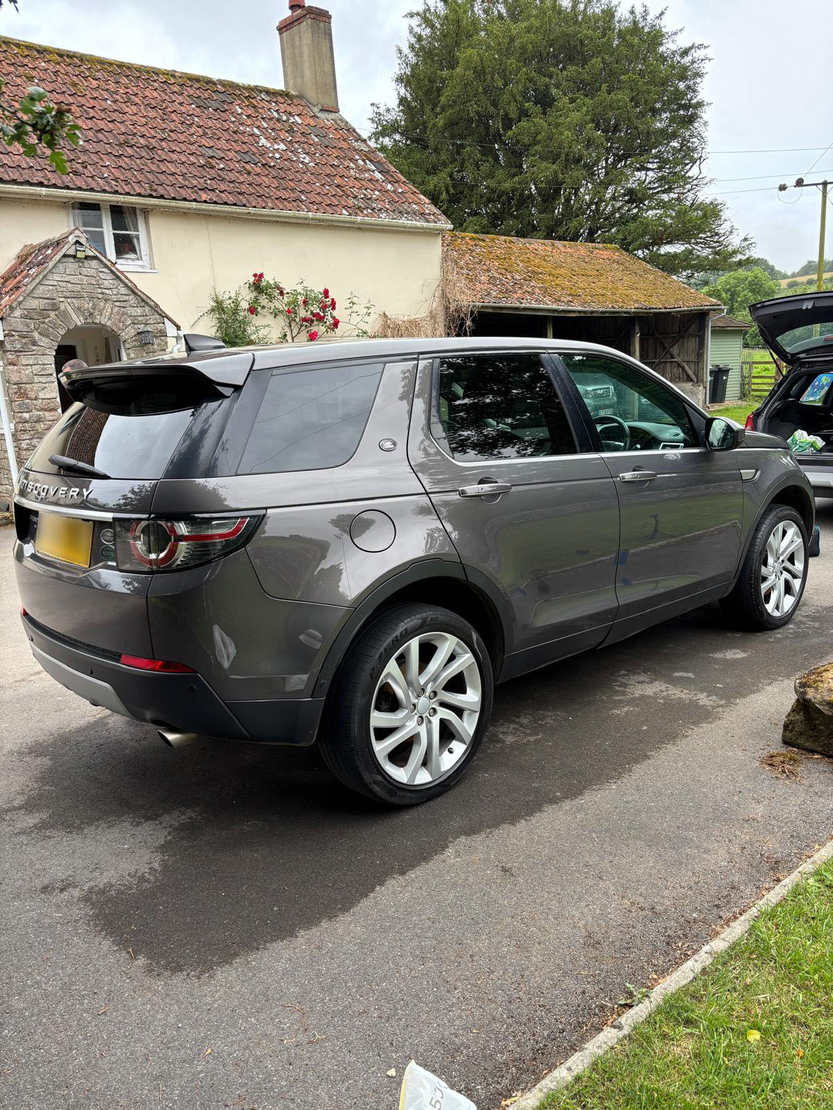 Discovery paintwork refresh