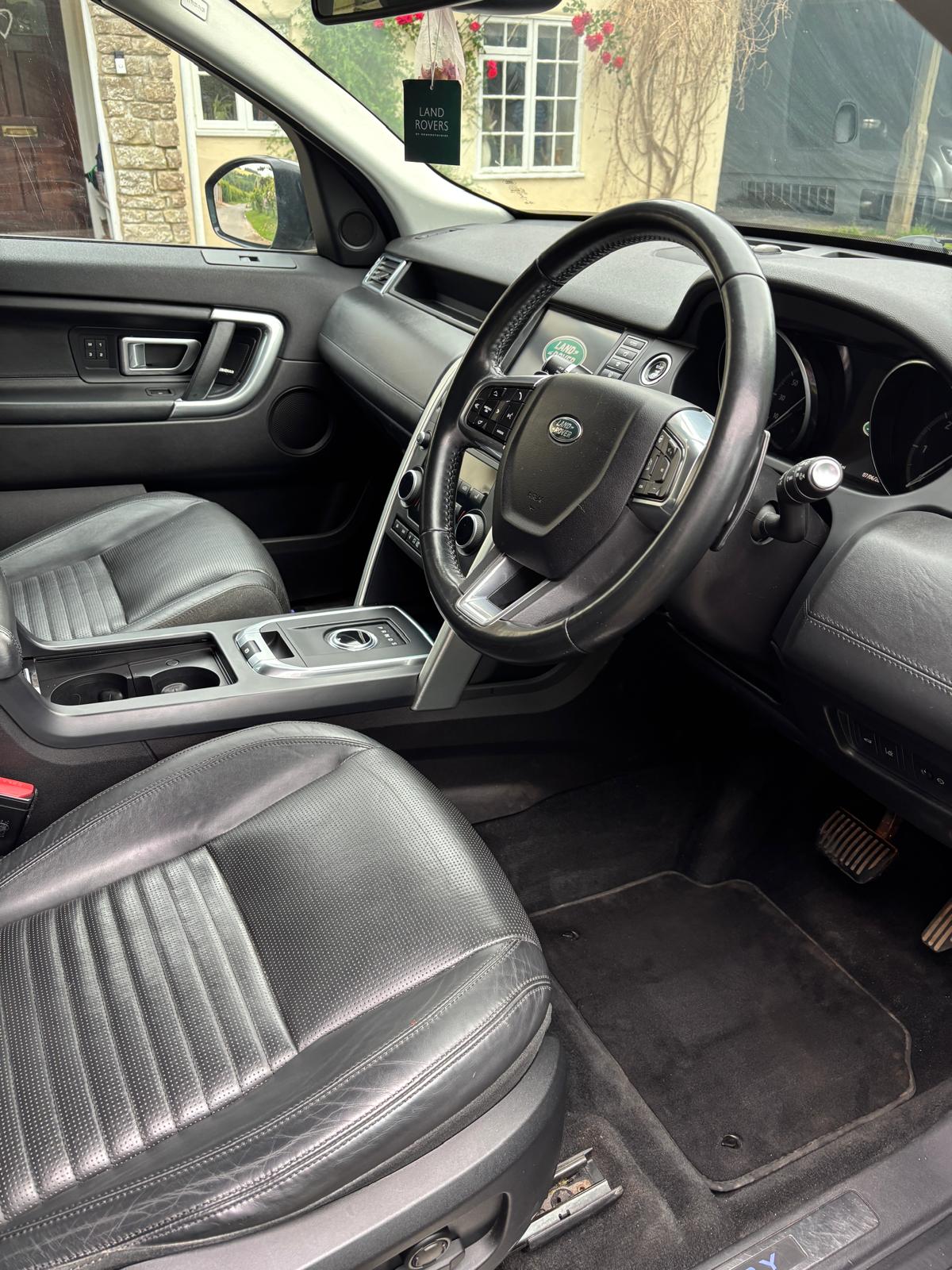 Discovery interior deep clean