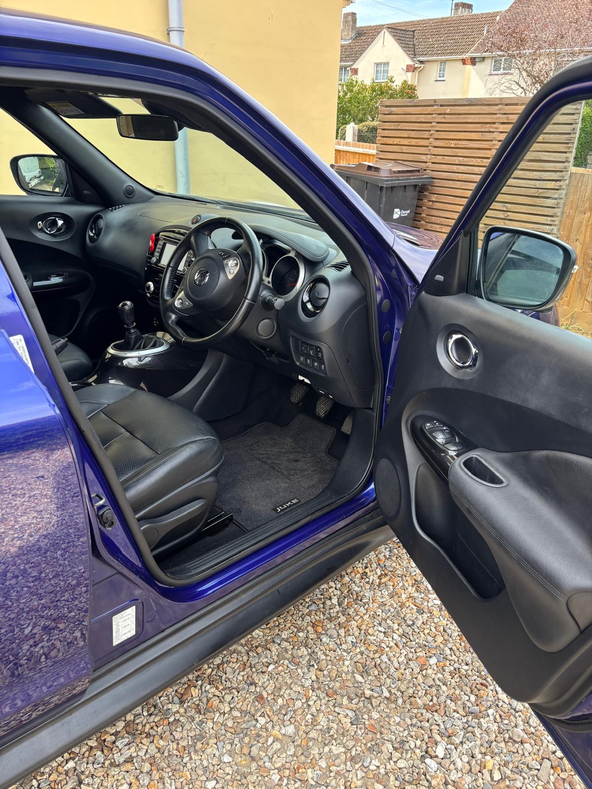Nissan Juke interior